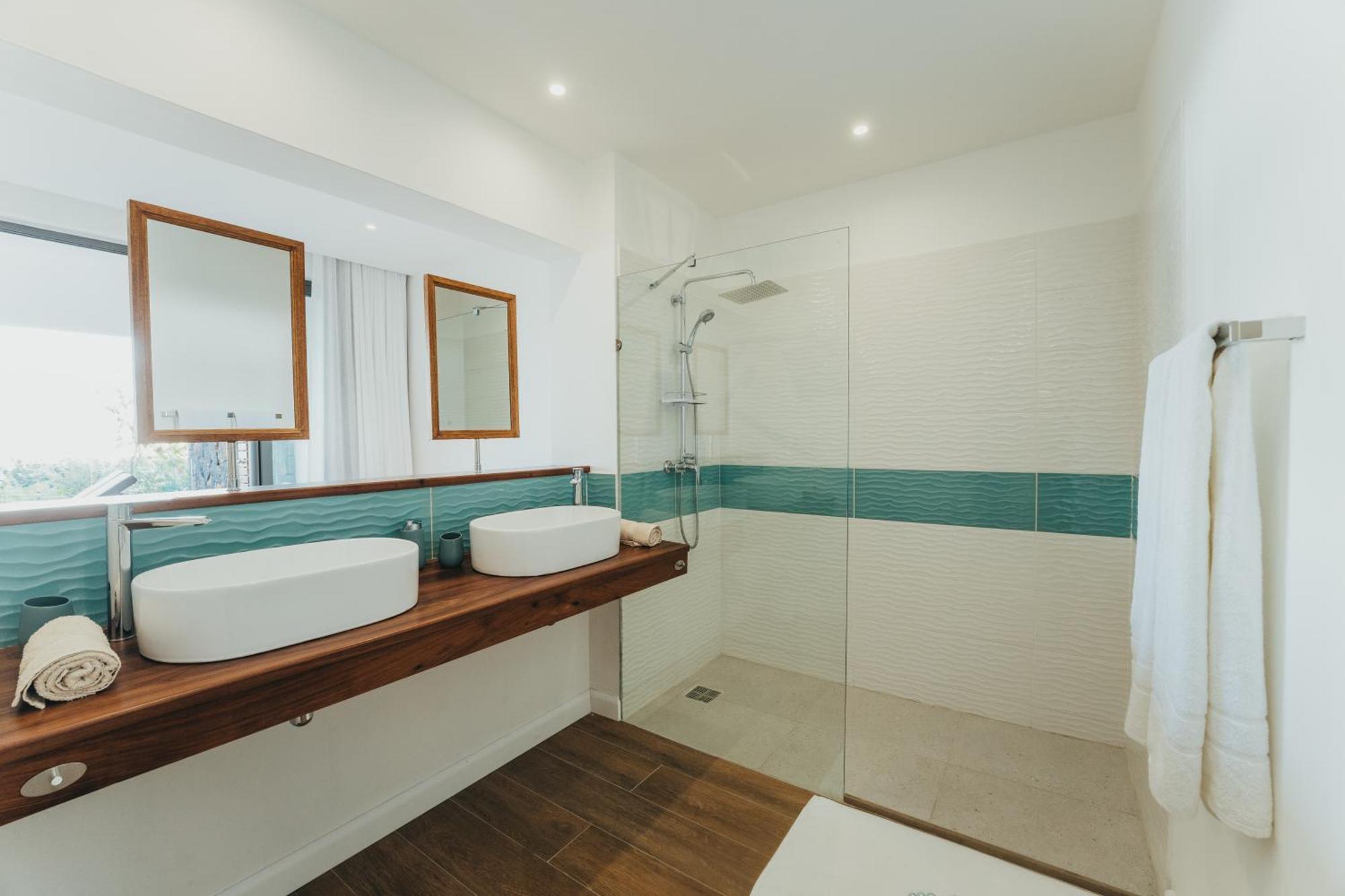 Appartement De Luxe Piscine Et Vue Mer Rivière Noire Exteriér fotografie