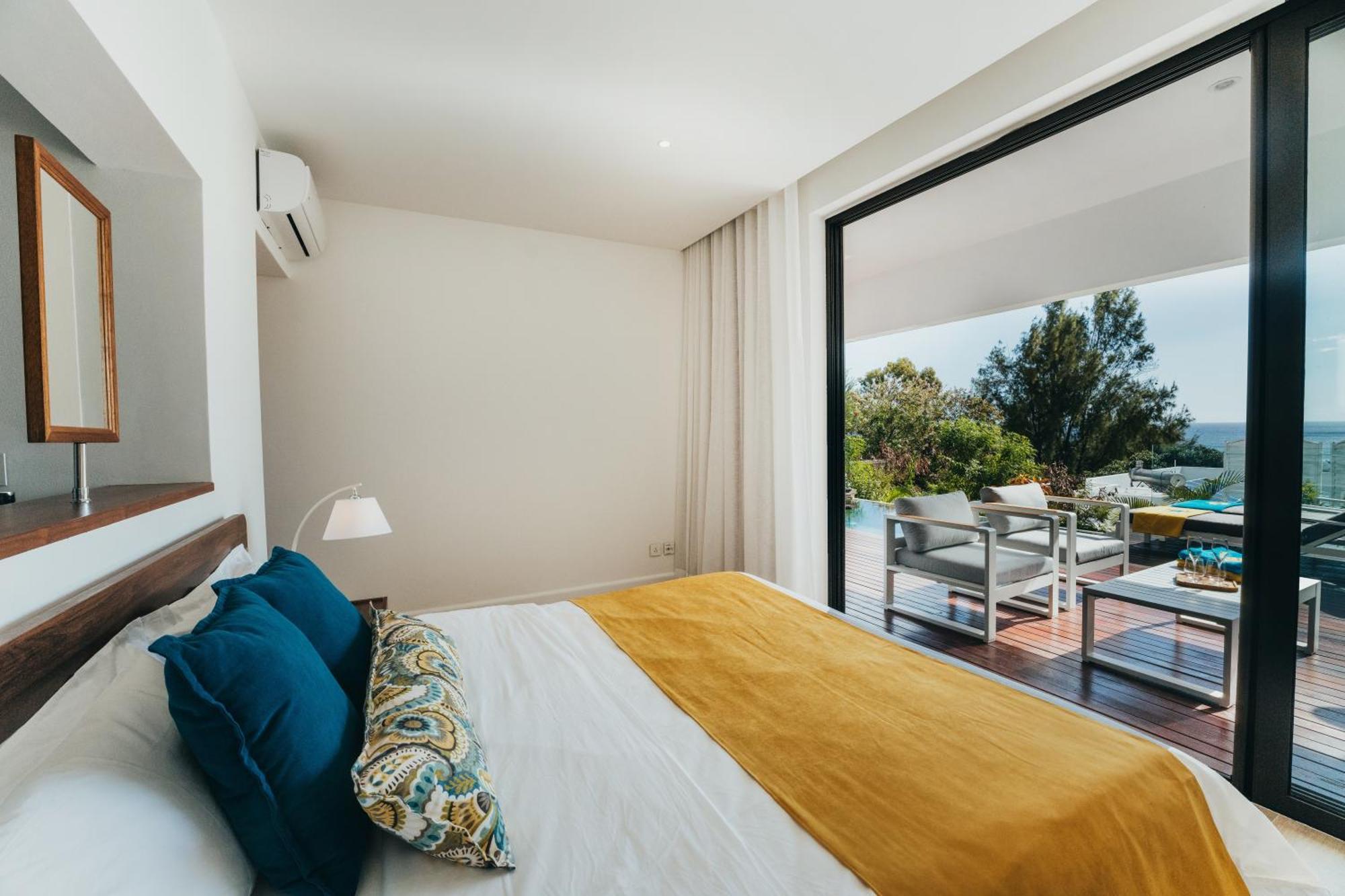 Appartement De Luxe Piscine Et Vue Mer Rivière Noire Exteriér fotografie