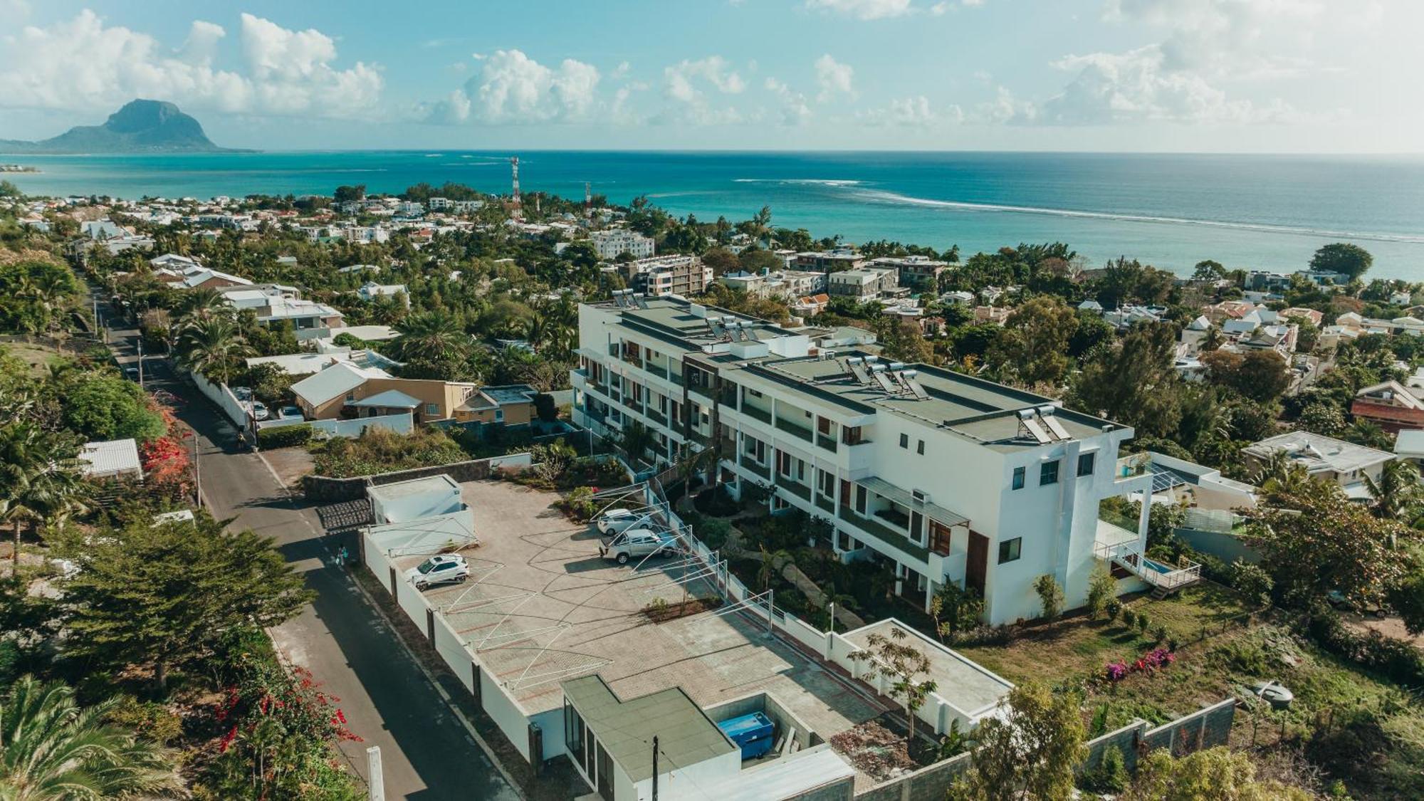 Appartement De Luxe Piscine Et Vue Mer Rivière Noire Exteriér fotografie