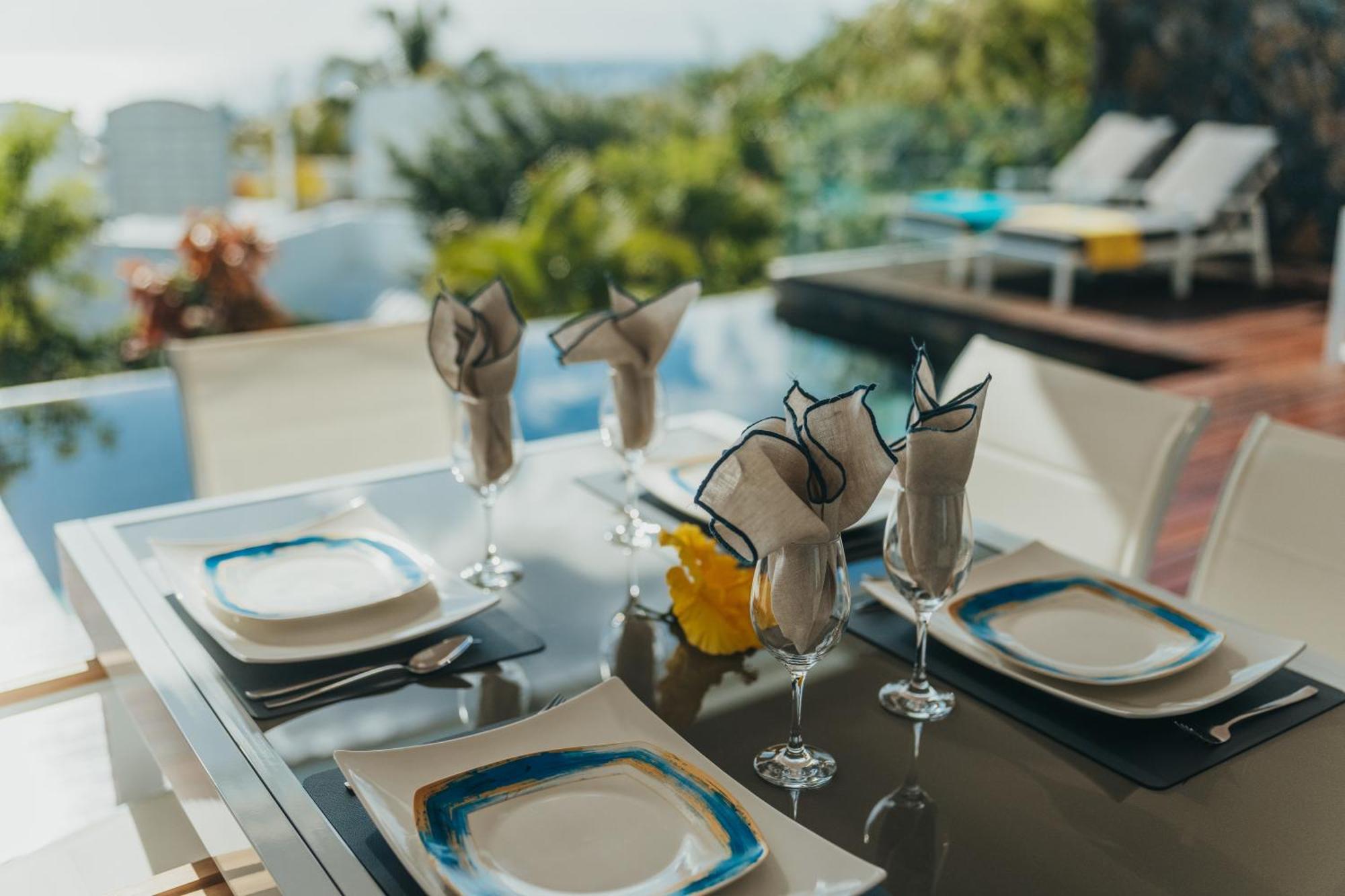 Appartement De Luxe Piscine Et Vue Mer Rivière Noire Exteriér fotografie
