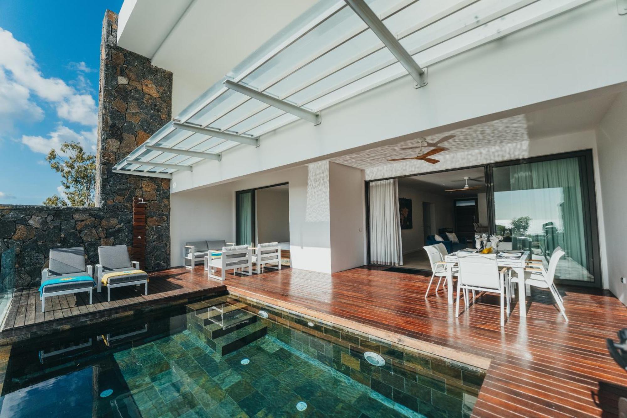 Appartement De Luxe Piscine Et Vue Mer Rivière Noire Exteriér fotografie