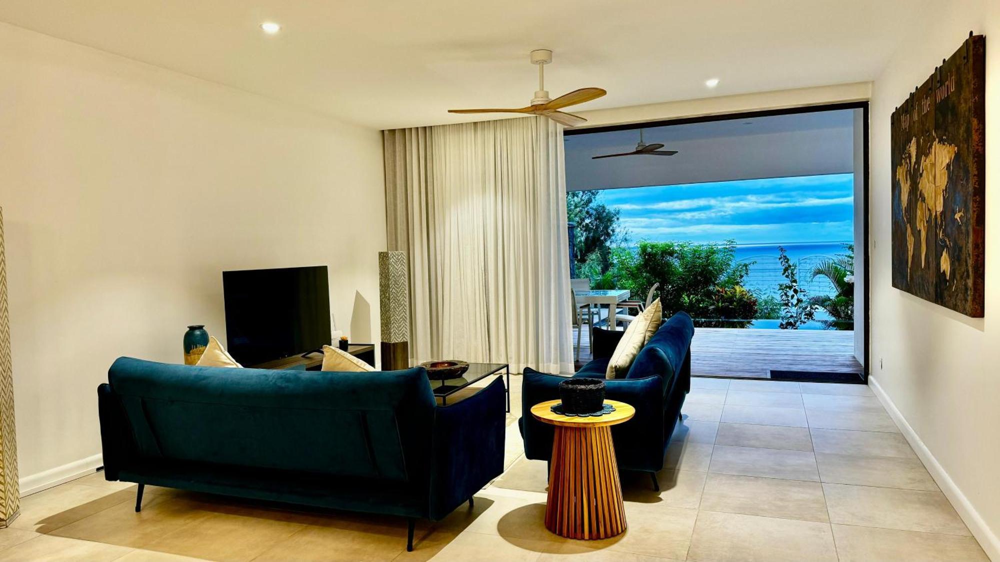 Appartement De Luxe Piscine Et Vue Mer Rivière Noire Exteriér fotografie