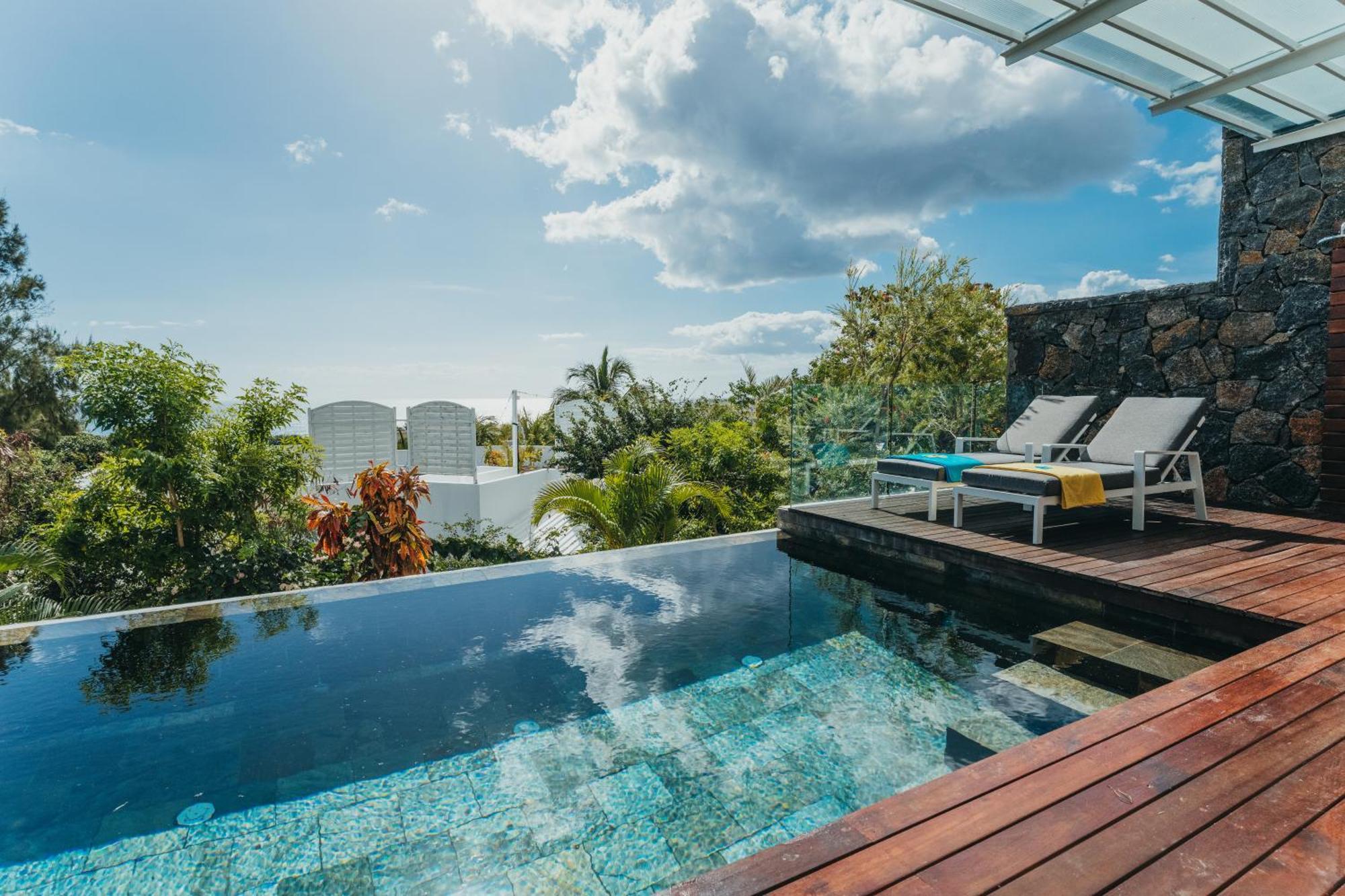 Appartement De Luxe Piscine Et Vue Mer Rivière Noire Exteriér fotografie