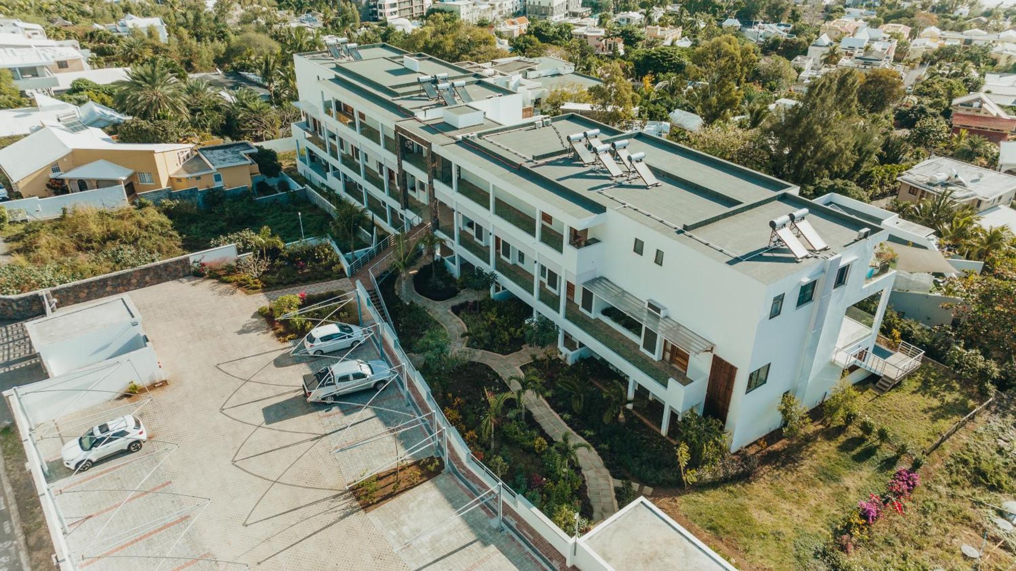 Appartement De Luxe Piscine Et Vue Mer Rivière Noire Exteriér fotografie